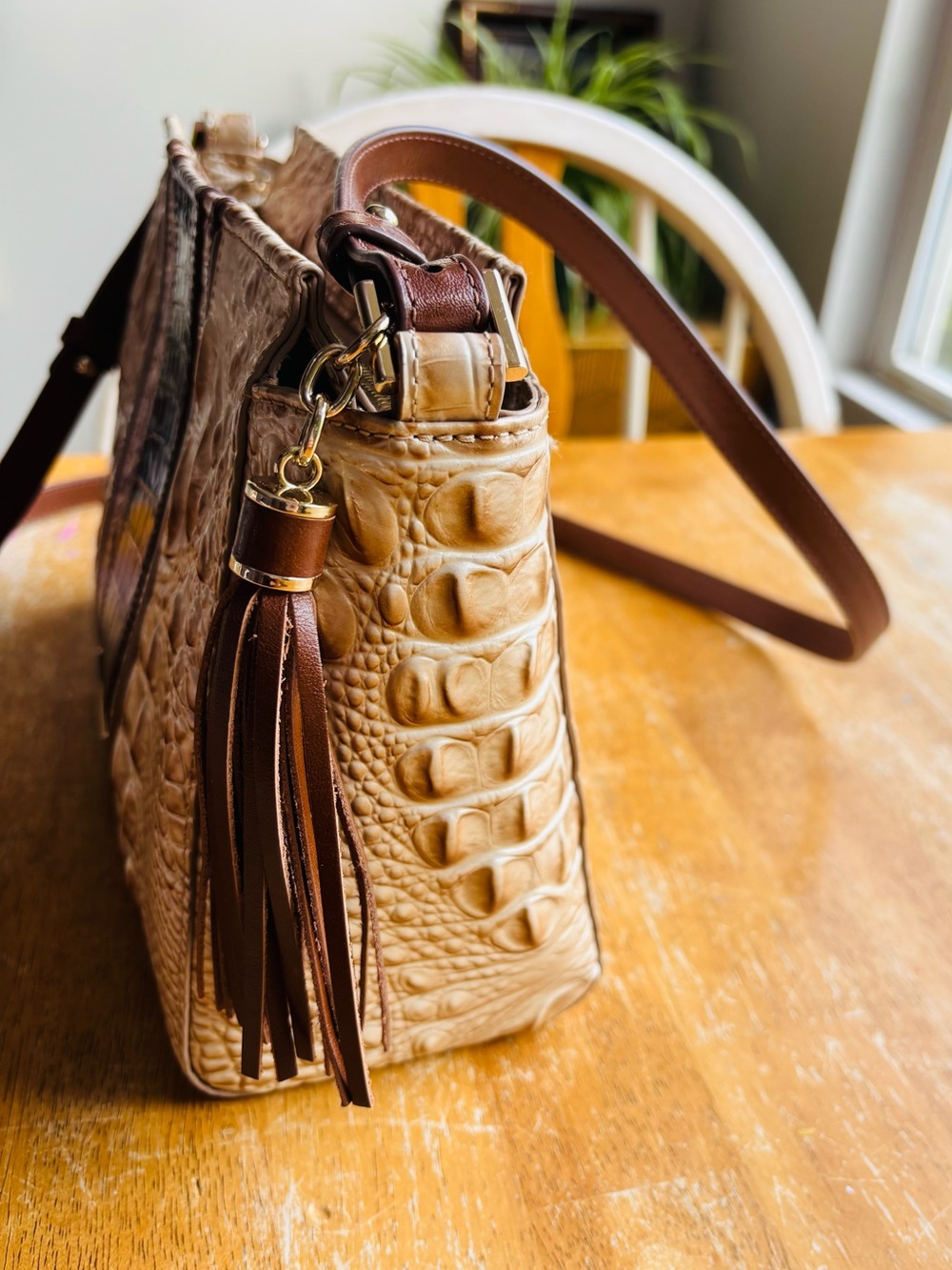 Brahmin Hilary Crossbody Beige and Brown Croc-Embossed Leather with Tassel - Picture 3 of 16